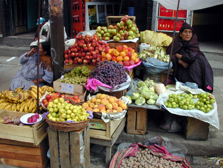 Fruit seller La Paz jan 2003